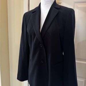 Emanuel Ungaro Elegant Lined Black Blazer size 6‎